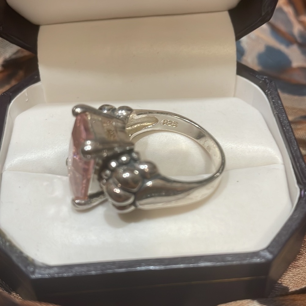 Pink CZ ring - Picture 4 of 5